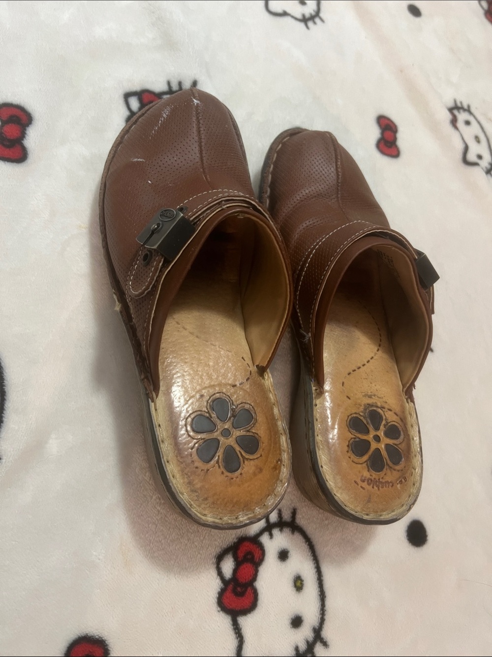 Earthies Tan Leather Slip-On Clogs with Floral Cutout Insole